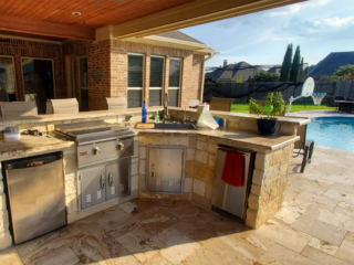 Outdoor Kitchen